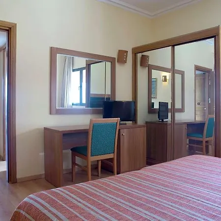Ramada By Wyndham, Athens Club Attica Riviera