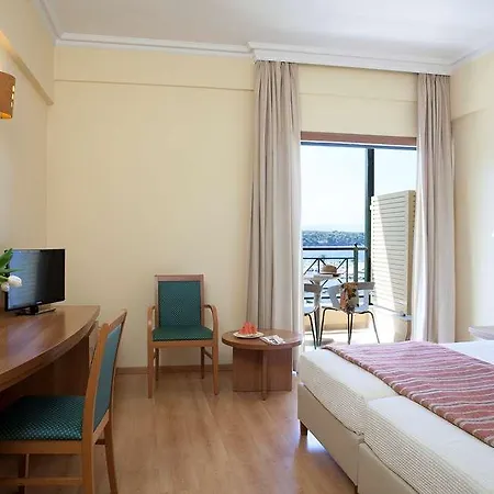 Ramada By Wyndham, Athens Club Attica Riviera Hotel