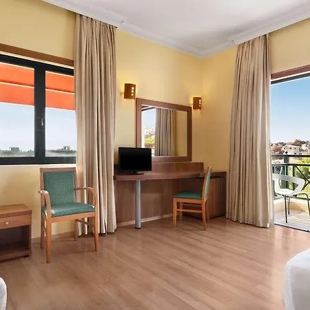 Hotel Ramada By Wyndham, Athens Club Attica Riviera Néa Mákri