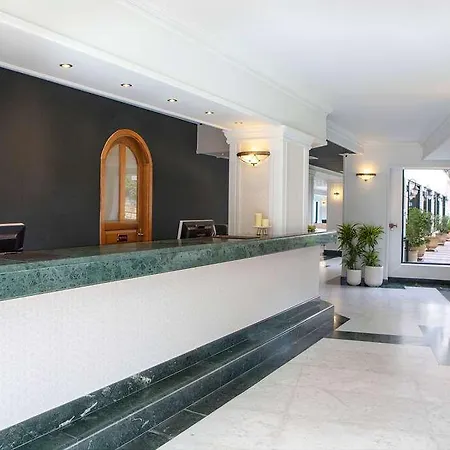 Ramada By Wyndham, Athens Club Attica Riviera 5* Néa Mákri