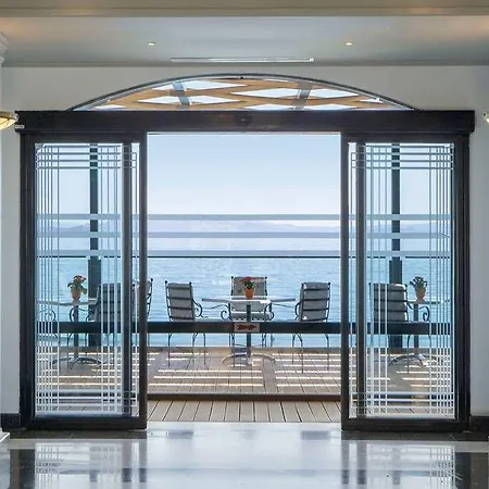 Hotel Ramada By Wyndham, Athens Club Attica Riviera